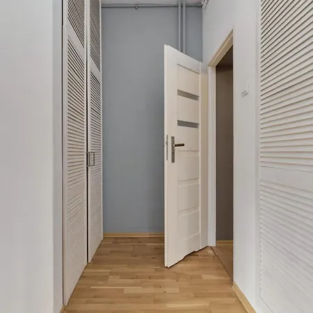 The Center Of Wroclaw, Near The Market Square & Sky Tower By Renters *